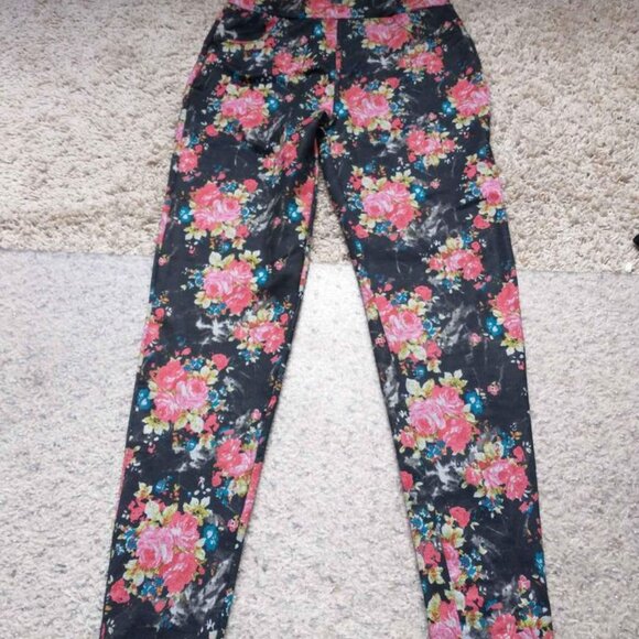 Steve Madden Women Leggings - Picture 3 of 3